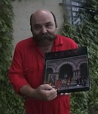 MP mover Mike Dixon